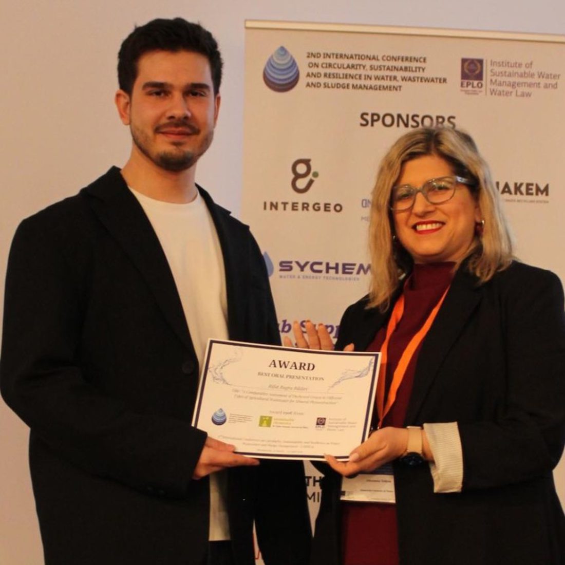 Our research assistant Rıfat Buğra Bildiri wins the best oral presentation award at CSRW26